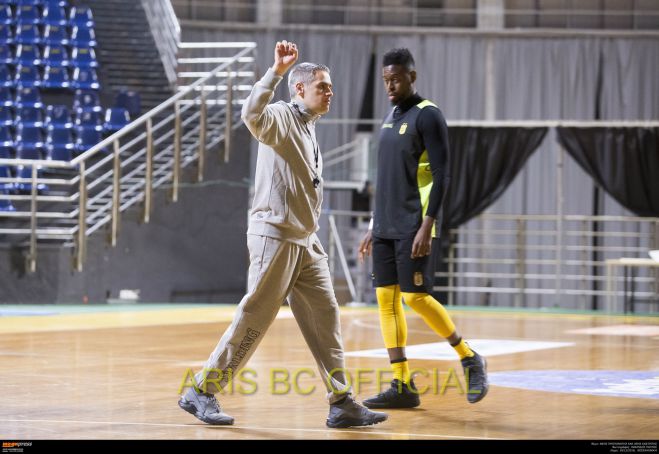 &Kappa;&alpha;&sigma;&tau;&rho;ί&tau;&eta;&sigmaf;: "&Tau;&epsilon;&rho;ά&sigma;&tau;&iota;&alpha; &tau;&iota;&mu;ή &nu;&alpha; &epsilon;ί&sigma;&alpha;&iota; &sigma;&tau;&omicron;&nu; Ά&rho;&eta;"!