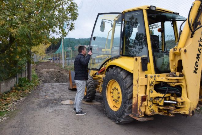 Έ&rho;&gamma;&alpha; &sigma;&upsilon;&nu;&tau;ή&rho;&eta;&sigma;&eta;&sigmaf; &kappa;&alpha;&iota; &beta;&epsilon;&lambda;&tau;ί&omega;&sigma;&eta;&sigmaf; &sigma;&tau;&omicron; &gamma;ή&pi;&epsilon;&delta;&omicron; &Phi;&iota;&lambda;&iota;&kappa;ώ&nu;! (vd)