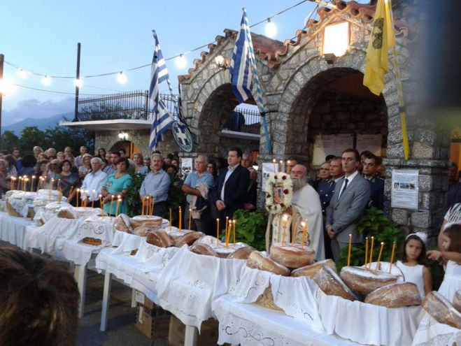 &Gamma;&iota;&omicron;&rho;&tau;ά&zeta;&epsilon;&iota; &tau;&omicron; &epsilon;&xi;&omega;&kappa;&lambda;ή&sigma;&iota; &tau;&eta;&sigmaf; &Pi;&alpha;&nu;&alpha;&gamma;ί&alpha;&sigmaf;, &sigma;&tau;&eta; &Phi;&tau;έ&rho;&eta; &Mu;&eta;&lambda;&iota;ά&sigmaf;