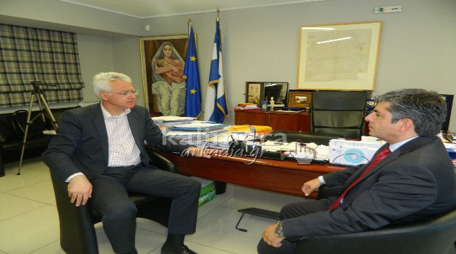 Για το Πανεπιστήμιο και τις ευρωεκλογές συζήτησαν Σμυρνιώτης και Παπαθεοδώρου (vd)