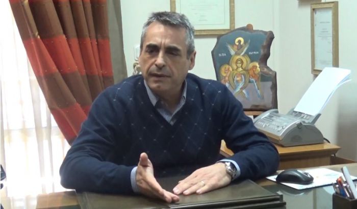 &Tau;&zeta;&iota;&omicron;ύ&mu;&eta;&sigmaf;: "&Epsilon;&xi;&alpha;&iota;&rho;&epsilon;&tau;&iota;&kappa;ά &phi;&tau;&omega;&chi;ό &tau;&omicron; &Tau;&epsilon;&chi;&nu;&iota;&kappa;ό &Pi;&rho;ό&gamma;&rho;&alpha;&mu;&mu;&alpha; - &Epsilon;&xi;&omega;&pi;&rho;&alpha;&gamma;&mu;&alpha;&tau;&iota;&kappa;ά &tau;&alpha; &pi;&omicron;&sigma;ά &gamma;&iota;&alpha; &tau;&iota;&sigmaf; &epsilon;&kappa;&delta;&eta;&lambda;ώ&sigma;&epsilon;&iota;&sigmaf;" (vd)