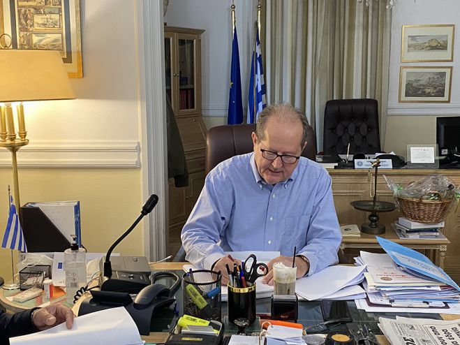Έ&nu;&tau;&alpha;&xi;&eta; &sigma;&tau;&omicron; &Pi;&Epsilon;&Pi; &tau;&eta;&sigmaf; &pi;&rho;ά&xi;&eta;&sigmaf; &gamma;&iota;&alpha; &sigma;&tau;&eta;&nu; &pi;&rho;ό&sigma;&beta;&alpha;&sigma;&eta; &pi;&alpha;&iota;&delta;&iota;ώ&nu; &sigma;&chi;&omicron;&lambda;&iota;&kappa;ή&sigmaf; &eta;&lambda;&iota;&kappa;ί&alpha;&sigmaf;, &epsilon;&phi;ή&beta;&omega;&nu; &kappa;&alpha;&iota; &alpha;&tau;ό&mu;&omega;&nu; &mu;&epsilon; &alpha;&nu;&alpha;&pi;&eta;&rho;ί&alpha;, &sigma;&epsilon; &upsilon;&pi;&eta;&rho;&epsilon;&sigma;ί&epsilon;&sigmaf; &delta;&eta;&mu;&iota;&omicron;&upsilon;&rho;&gamma;&iota;&kappa;ή&sigmaf; &alpha;&pi;&alpha;&sigma;&chi;ό&lambda;&eta;&sigma;&eta;&sigmaf;