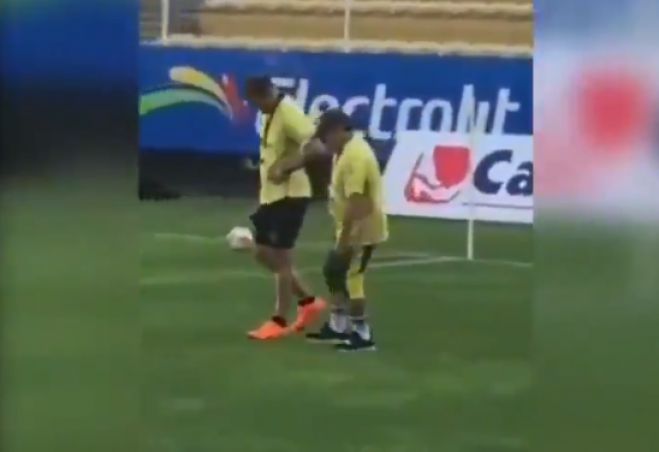 &Delta;&epsilon;&nu; &mu;&pi;&omicron;&rho;&epsilon;ί &nu;&alpha; &pi;&epsilon;&rho;&pi;&alpha;&tau;ή&sigma;&epsilon;&iota; &lambda;ό&gamma;&omega; &tau;&eta;&sigmaf; &alpha;&rho;&theta;&rho;ί&tau;&iota;&delta;&alpha;&sigmaf; &omicron; &Mu;&alpha;&rho;&alpha;&nu;&tau;ό&nu;&alpha; (vd)