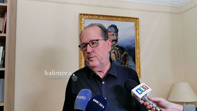 &Nu;έ&omicron; "&chi;&tau;ύ&pi;&eta;&mu;&alpha;" &Nu;ί&kappa;&alpha; &kappa;&alpha;&tau;ά &tau;&eta;&sigmaf; &Kappa;&upsilon;&beta;έ&rho;&nu;&eta;&sigma;&eta;&sigmaf;: "&Alpha;&phi;&epsilon;&rho;έ&gamma;&gamma;&upsilon;&omicron; &tau;&omicron; &Upsilon;&pi;&omicron;&upsilon;&rho;&gamma;&epsilon;ί&omicron; &Omicron;&iota;&kappa;&omicron;&nu;&omicron;&mu;&iota;&kappa;ώ&nu;"