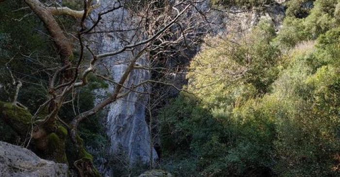 &Sigma;&tau;&omicron; &phi;&alpha;&rho;ά&gamma;&gamma;&iota; &Lambda;&epsilon;&pi;ί&delta;&alpha;&sigmaf; &omicron; &Sigma;&Alpha;&Omicron;&Omicron;