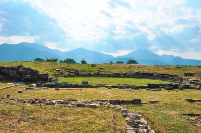 &Mu;έ&sigma;&alpha; &sigma;&tau;&omicron; 2013 &theta;&alpha; &omicron;&lambda;&omicron;&kappa;&lambda;&eta;&rho;&omega;&theta;&epsilon;ί &eta; &alpha;&nu;ά&delta;&epsilon;&iota;&xi;&eta; &tau;&eta;&sigmaf; &alpha;&gamma;&omicron;&rho;ά&sigmaf; &tau;&eta;&sigmaf; &alpha;&rho;&chi;&alpha;ί&alpha;&sigmaf; &Mu;&alpha;&nu;&tau;&iota;&nu;&epsilon;ί&alpha;&sigmaf; (vd)