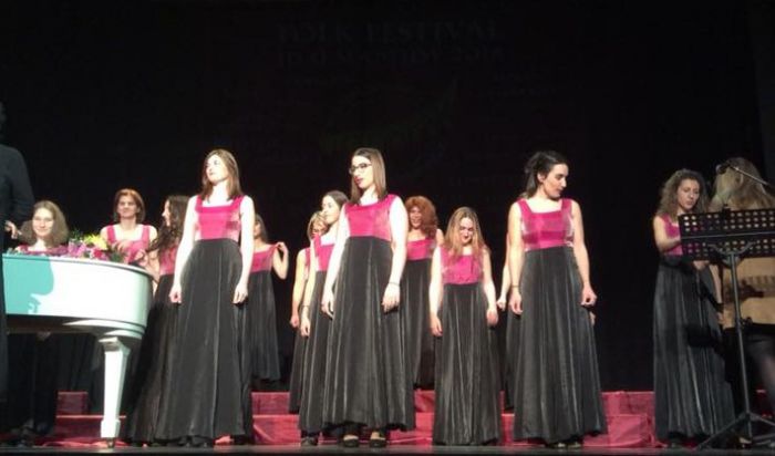 &Omicron;&lambda;&omicron;&kappa;&lambda;&eta;&rho;ώ&nu;&epsilon;&tau;&alpha;&iota; &sigma;ή&mu;&epsilon;&rho;&alpha; &tau;&omicron; &phi;&epsilon;&sigma;&tau;&iota;&beta;ά&lambda; &phi;&omicron;&lambda;&kappa; &chi;&omicron;&rho;&omega;&delta;&iota;&alpha;&kappa;ή&sigmaf; &mu;&omicron;&upsilon;&sigma;&iota;&kappa;ή&sigmaf; &sigma;&tau;&eta;&nu; &Tau;&rho;ί&pi;&omicron;&lambda;&eta;