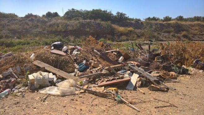 Ασυνείδητοι συνεχίζουν να ρυπαίνουν σημεία στο ποτάμι του Τάνου Κυνουρίας