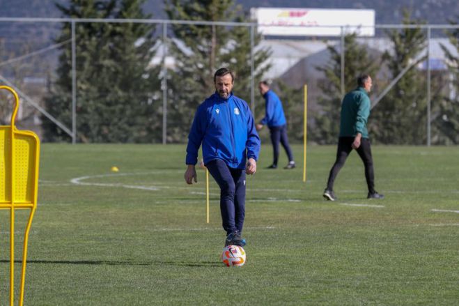 &Alpha;&sigma;&tau;έ&rho;&alpha;&sigmaf; | &Mu;&epsilon; &tau;&rho;&epsilon;&iota;&sigmaf; &sigma;&omicron;&beta;&alpha;&rho;έ&sigmaf; &alpha;&pi;&omicron;&upsilon;&sigma;ί&epsilon;&sigmaf; &alpha;&pi;έ&nu;&alpha;&nu;&tau;&iota; &sigma;&tau;&omicron;&nu; &Pi;&Alpha;&Omicron;&Kappa;