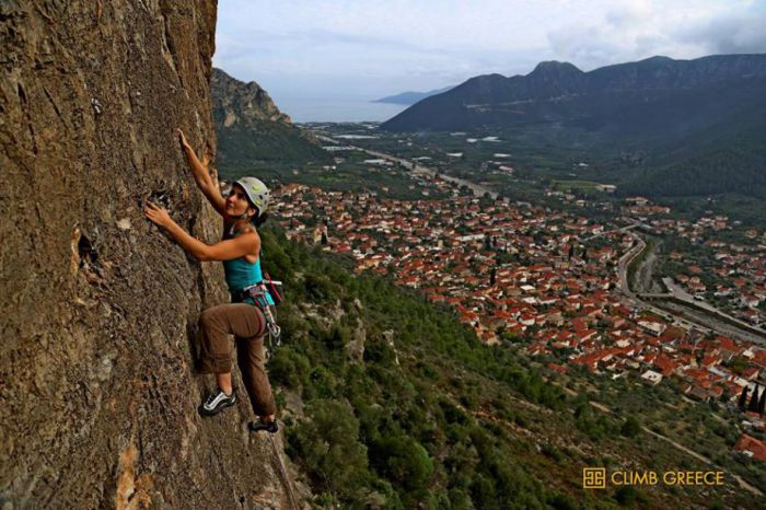 &Beta;&alpha;&lambda;&kappa;&alpha;&nu;&iota;&kappa;ή &Sigma;&pi;&eta;&lambda;&alpha;&iota;&omicron;&lambda;&omicron;&gamma;&iota;&kappa;ή &Sigma;&upsilon;&nu;ά&nu;&tau;&eta;&sigma;&eta; &theta;&alpha; &gamma;ί&nu;&epsilon;&iota; &sigma;&tau;&omicron; &Lambda;&epsilon;&omega;&nu;ί&delta;&iota;&omicron;!