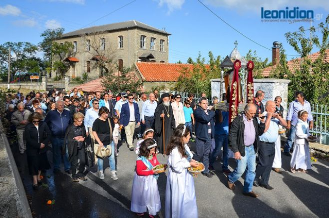 Ο Κοσμάς υποδέχθηκε την Εικόνα της Παναγίας Έλωνας (vd)!