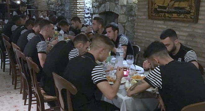 Έφτασε στο &quot;Αρχοντικό Καλτεζιώτη&quot; η αποστολή του ΠΑΟΚ! (εικόνες)