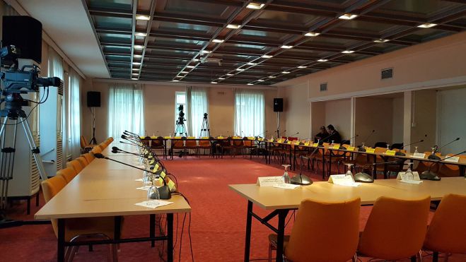 &Pi;&epsilon;&rho;&iota;&phi;&epsilon;&rho;&epsilon;&iota;&alpha;&kappa;ό &Sigma;&upsilon;&mu;&beta;&omicron;ύ&lambda;&iota;&omicron; | &Pi;&omicron;&iota;&omicron;&iota; &alpha;&pi;&omicron;&upsilon;&sigma;ί&alpha;&zeta;&alpha;&nu; &alpha;&pi;ό &tau;&eta; &sigma;&upsilon;&nu;&epsilon;&delta;&rho;ί&alpha;&sigma;&eta; - Ό&lambda;&alpha; &tau;&alpha; &omicron;&nu;ό&mu;&alpha;&tau;&alpha;!