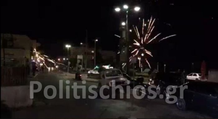 &Mu;&epsilon;&tau;&alpha;&nu;ά&sigma;&tau;&epsilon;&sigmaf; έ&kappa;&alpha;&psi;&alpha;&nu; &sigma;&kappa;&eta;&nu;έ&sigmaf;, έ&sigma;&pi;&alpha;&sigma;&alpha;&nu; &alpha;&upsilon;&tau;&omicron;&kappa;ί&nu;&eta;&tau;&alpha; &kappa;&alpha;&iota; &kappa;&alpha;&tau;&alpha;&sigma;&tau;ή&mu;&alpha;&tau;&alpha; &sigma;&tau;&eta; &Chi;ί&omicron; (vd)