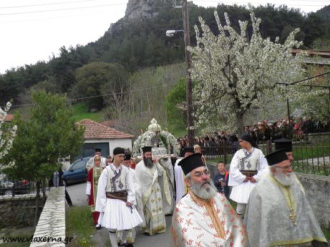 &Tau;&eta; &mu;&nu;ή&mu;&eta; &tau;&omicron;&upsilon; &Omicron;&sigma;ί&omicron;&upsilon; &Lambda;&epsilon;&omicron;&nu;&tau;ί&omicron;&upsilon; &tau;ί&mu;&eta;&sigma;&alpha;&nu; &sigma;&tau;&eta; &Beta;&lambda;&alpha;&chi;έ&rho;&nu;&alpha; (&epsilon;&iota;&kappa;ό&nu;&epsilon;&sigmaf;)