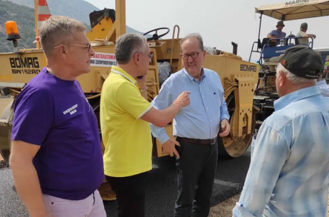 &Gamma;&iota;&alpha; &tau;&alpha; έ&rho;&gamma;&alpha; &sigma;&tau;&eta;&nu; &Tau;ά&kappa;&alpha; &epsilon;&nu;&eta;&mu;&epsilon;&rho;ώ&theta;&eta;&kappa;&epsilon; &omicron; &Pi;&epsilon;&rho;&iota;&phi;&epsilon;&rho;&epsilon;&iota;ά&rho;&chi;&eta;&sigmaf;