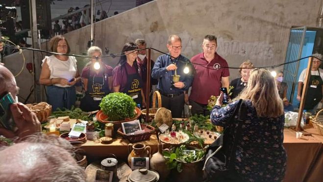 &Nu;ί&kappa;&alpha;&sigmaf; &sigma;&tau;&omicron; Peloponnese Food Stories &sigma;&tau;&omicron; &Pi;&alpha;&rho;ά&lambda;&iota;&omicron; &Alpha;&sigma;&tau;&rho;&omicron;&sigmaf;: &ldquo;&Mu;ό&nu;&omicron; &mu;&epsilon; &tau;&eta; &sigma;&upsilon;&nu;&epsilon;&rho;&gamma;&alpha;&sigma;ί&alpha; &mu;&pi;&omicron;&rho;&omicron;ύ&mu;&epsilon; &nu;&alpha; &pi;ά&mu;&epsilon; &mu;&pi;&rho;&omicron;&sigma;&tau;ά&rdquo;