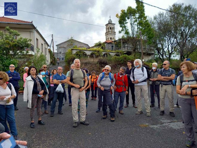 &Omicron; &Delta;ή&mu;&omicron;&sigmaf; &Tau;&rho;ί&pi;&omicron;&lambda;&eta;&sigmaf; &upsilon;&pi;&omicron;&delta;έ&chi;&tau;&eta;&kappa;&epsilon; &pi;ά&nu;&omega; &alpha;&pi;ό &delta;&iota;&alpha;&kappa;ό&sigma;&iota;&omicron;&upsilon;&sigmaf; &omicron;&rho;&epsilon;&iota;&beta;ά&tau;&epsilon;&sigmaf;, &alpha;&pi;ό ό&lambda;&eta; &tau;&eta;&nu; &Epsilon;&lambda;&lambda;ά&delta;&alpha; (&epsilon;&iota;&kappa;ό&nu;&epsilon;&sigmaf;)