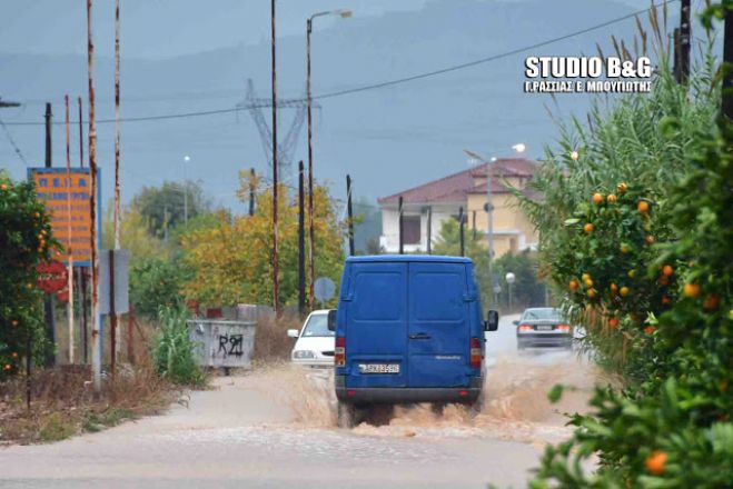 Πλημμύρες στην Αργολίδα από την καταρρακτώδη βροχή (vd)