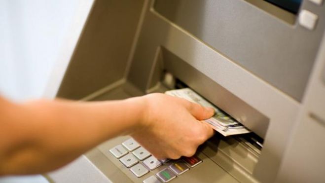 Εφορία - Έρχονται σαρωτικές κατασχέσεις σε τραπεζικούς λογαριασμούς