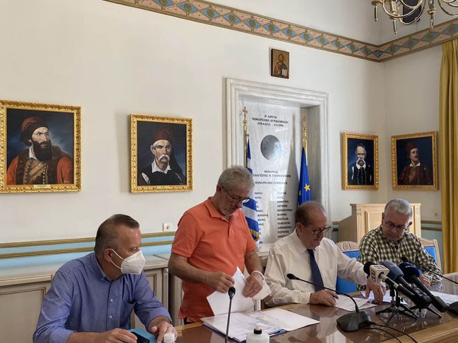 &Pi;&epsilon;&rho;&iota;&phi;έ&rho;&epsilon;&iota;&alpha; | &Tau;&rho;ί&alpha; &nu;έ&alpha; έ&rho;&gamma;&alpha; &gamma;&iota;&alpha; &tau;&eta;&nu; &Alpha;&rho;&kappa;&alpha;&delta;ί&alpha;!