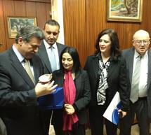 "&Eta; &Pi;&epsilon;&lambda;&omicron;&pi;ό&nu;&nu;&eta;&sigma;&omicron;&sigmaf; &alpha;&pi;&omicron;&tau;&epsilon;&lambda;&epsilon;ί &pi;&rho;&omicron;&omicron;&rho;&iota;&sigma;&mu;ό &sigma;&eta;&mu;&alpha;&nu;&tau;&iota;&kappa;ό &gamma;&iota;&alpha;
&Iota;&sigma;&rho;&alpha;&eta;&lambda;&iota;&nu;&omicron;ύ&sigmaf; &epsilon;&pi;&epsilon;&nu;&delta;&upsilon;&tau;έ&sigmaf;"