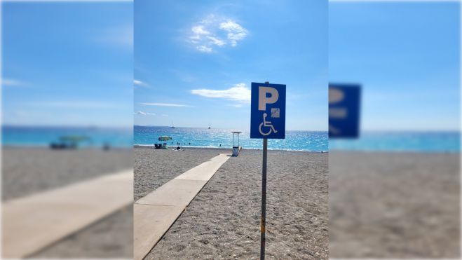 Σύστημα Αυτόνομης Πρόσβασης στη Θάλασσα για Άτομα με Αναπηρία (SEATRAC ΤΜ) στην Πλάκα Λεωνιδίου
