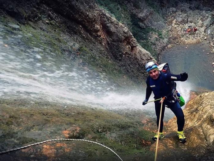 Σηματοδότηση και καθαρισμός του μονοπατιού πρόσβασης στο φαράγγι του Ίναχου από μέλη του ΕΟΣ Τρίπολης!