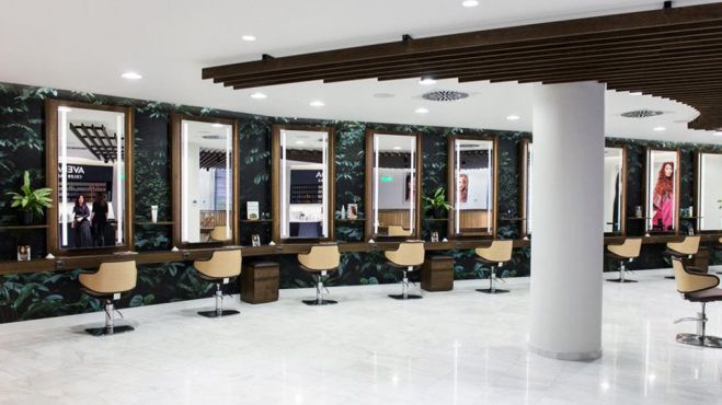 &Kappa;&omicron;&mu;&mu;&omega;&tau;ή&sigmaf;: "&Mu;&omicron;&upsilon; &tau;&eta;&lambda;&epsilon;&phi;&omega;&nu;&omicron;ύ&nu; &gamma;&upsilon;&nu;&alpha;ί&kappa;&epsilon;&sigmaf; &kappa;&alpha;&iota; &mu;&omicron;&upsilon; &lambda;έ&nu;&epsilon; ό&tau;&iota; &theta;&alpha; &pi;&lambda;ή&rho;&omega;&nu;&alpha;&nu; &kappa;&alpha;&iota; &tau;&omicron; &pi;&rho;ό&sigma;&tau;&iota;&mu;&omicron;, &phi;&tau;ά&nu;&epsilon;&iota; &nu;&alpha; &delta;&epsilon;&chi;ό&mu;&omicron;&upsilon;&nu; &nu;&alpha; &tau;&omicron;&upsilon;&sigmaf; &beta;ά&psi;&omega; &tau;&alpha; &mu;&alpha;&lambda;&lambda;&iota;ά&hellip;"!