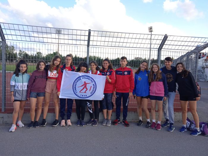 &Pi;&rho;ώ&tau;&omicron;&sigmaf; &sigma;ύ&lambda;&lambda;&omicron;&gamma;&omicron;&sigmaf; &sigma;&tau;&eta;&nu; &Pi;&epsilon;&rho;&iota;&phi;έ&rho;&epsilon;&iota;&alpha; &Pi;&epsilon;&lambda;&omicron;&pi;&omicron;&nu;&nu;ή&sigma;&omicron;&upsilon; &omicron; &Gamma;.&Sigma;.&Alpha;. &sigma;&tau;&omicron; &Pi;&alpha;&nu;&epsilon;&lambda;&lambda;ή&nu;&iota;&omicron; &pi;&rho;&omega;&tau;ά&theta;&lambda;&eta;&mu;&alpha; &Kappa;16 (&epsilon;&iota;&kappa;ό&nu;&epsilon;&sigmaf;)