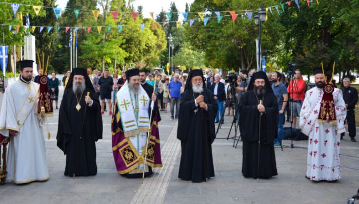 Πολυαρχιερατικός Εσπερινός για τους Πολιούχους της Τρίπολης (εικόνες)