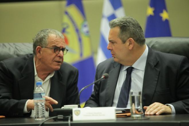 &Pi;&alpha;&rho;&alpha;ί&tau;&eta;&sigma;&eta; &Mu;&omicron;&upsilon;&zeta;ά&lambda;&alpha; &zeta;&eta;&tau;&omicron;ύ&nu; &Kappa;&alpha;&mu;&mu;έ&nu;&omicron;&sigmaf; &kappa;&alpha;&iota; &Nu;&Delta;!