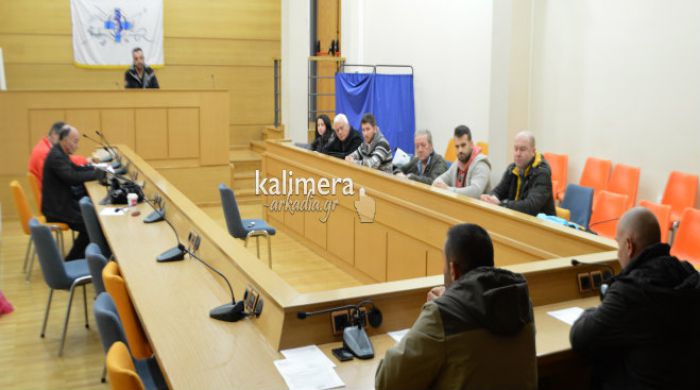 &laquo;&Nu;&alpha; &mu;&pi;&epsilon;&iota; &epsilon;&pi;&iota;&tau;έ&lambda;&omicron;&upsilon;&sigmaf; &tau;ά&xi;&eta; &sigma;&tau;&eta;&nu; &pi;&lambda;&alpha;&tau;&epsilon;ί&alpha; &Pi;&epsilon;&tau;&rho;&iota;&nu;&omicron;ύ&raquo;!