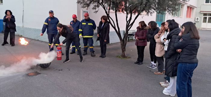 &Epsilon;&nu;&eta;&mu;έ&rho;&omega;&sigma;&eta; &alpha;&pi;ό &tau;&eta;&nu; &Pi;&upsilon;&rho;&omicron;&sigma;&beta;&epsilon;&sigma;&tau;&iota;&kappa;ή &sigma;&tau;&omicron; &delta;&iota;&delta;&alpha;&kappa;&tau;&iota;&kappa;ό &pi;&rho;&omicron;&sigma;&omega;&pi;&iota;&kappa;ό &tau;&omicron;&upsilon; 3&omicron;&upsilon; &Delta;&eta;&mu;&omicron;&tau;&iota;&kappa;&omicron;ύ &Sigma;&chi;&omicron;&lambda;&epsilon;ί&omicron;&upsilon; &Tau;&rho;ί&pi;&omicron;&lambda;&eta;&sigmaf;