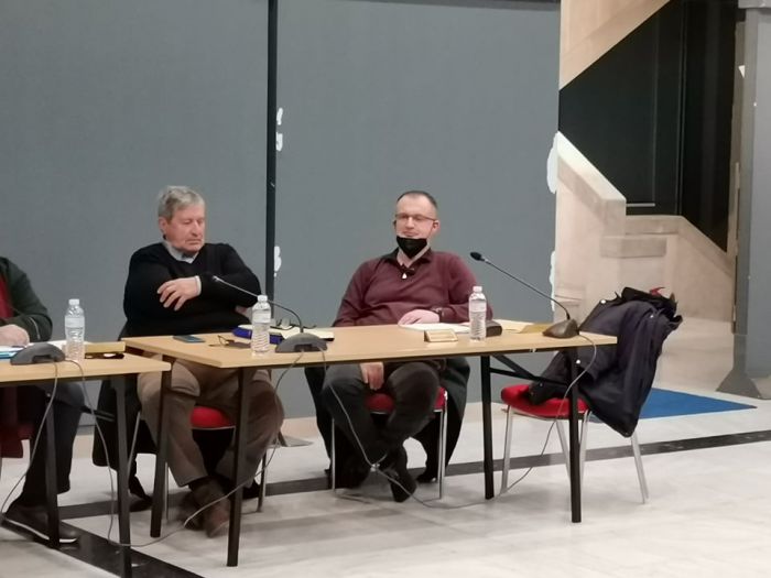 &Pi;&alpha;&rho;&alpha;ί&tau;&eta;&sigma;&eta; &kappa;&alpha;&iota; &nu;έ&omicron; &pi;&rho;ό&sigma;&omega;&pi;&omicron; &sigma;&tau;&omicron; &Delta;&eta;&mu;&omicron;&tau;&iota;&kappa;ό &Sigma;&upsilon;&mu;&beta;&omicron;ύ&lambda;&iota;&omicron; &Tau;&rho;ί&pi;&omicron;&lambda;&eta;&sigmaf;!