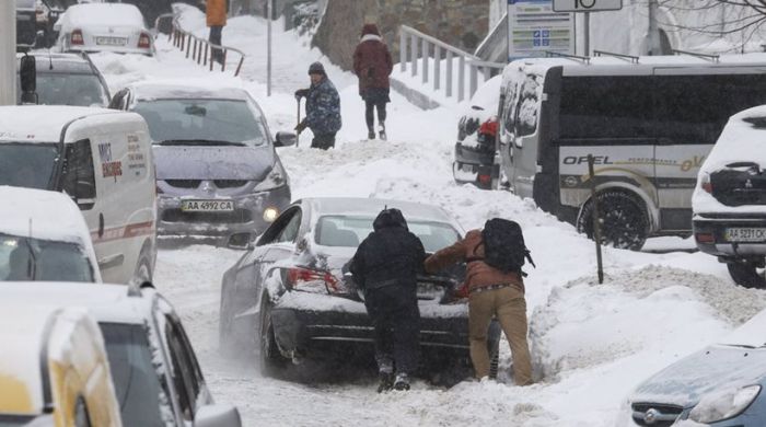 &Eta; &kappa;&alpha;&kappa;&omicron;&kappa;&alpha;&iota;&rho;ί&alpha; &sigma;&alpha;&rho;ώ&nu;&epsilon;&iota; &tau;&eta;&nu; &Epsilon;&upsilon;&rho;ώ&pi;&eta; - &Pi;ά&nu;&omega; &alpha;&pi;ό 57 &nu;&epsilon;&kappa;&rho;&omicron;ί ...