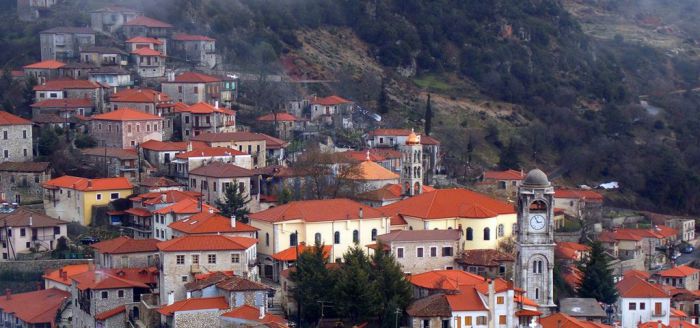 Έκκληση από την Πρόεδρο του τοπικού Συμβουλίου: "Παρακαλώ τους Δημητσανιτες που διαμένουν εκτός Δημητσάνας να μην μας επιλέξουν σαν καταφύγιο"