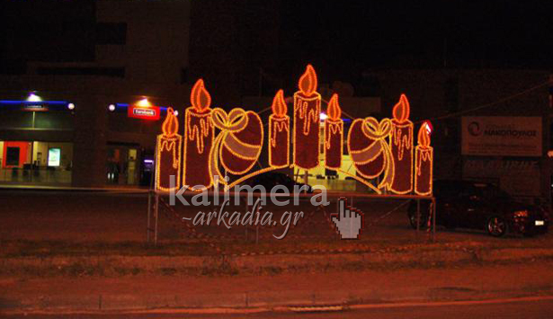 &Nu;ύ&chi;&tau;&alpha; &sigma;&tau;&eta; &sigma;&tau;&omicron;&lambda;&iota;&sigma;&mu;έ&nu;&eta; &Tau;&rho;ί&pi;&omicron;&lambda;&eta; &gamma;&iota;&alpha; &tau;&omicron; &Pi;ά&sigma;&chi;&alpha; (&epsilon;&iota;&kappa;ό&nu;&epsilon;&sigmaf; &kappa;&alpha;&iota; &beta;ί&nu;&tau;&epsilon;&omicron;)