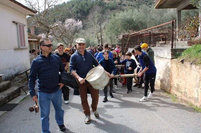 &Sigma;&tau;&omicron; &chi;&omega;&rho;&iota;ό &Delta;ά&rho;&alpha; έ&delta;&iota;&omega;&xi;&alpha;&nu; &tau;&omicron; &chi;&epsilon;&iota;&mu;ώ&nu;&alpha; &kappa;&alpha;&iota; &upsilon;&pi;&omicron;&delta;έ&chi;&tau;&eta;&kappa;&alpha;&nu; &tau;&eta;&nu; ά&nu;&omicron;&iota;&xi;&eta;! (&epsilon;&iota;&kappa;ό&nu;&epsilon;&sigmaf;)