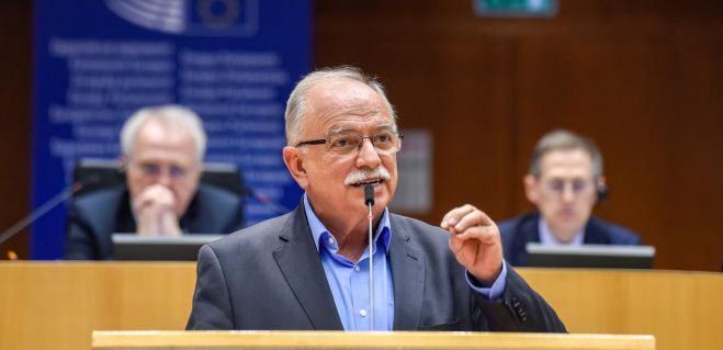 &Delta;&eta;&mu;ή&tau;&rho;&eta;&sigmaf; &Pi;&alpha;&pi;&alpha;&delta;&eta;&mu;&omicron;ύ&lambda;&eta;&sigmaf; | &Alpha;&pi;&omicron;&chi;ώ&rho;&eta;&sigma;&epsilon; &alpha;&pi;ό &tau;&omicron;&nu; &Sigma;&Upsilon;&Rho;&Iota;&Zeta;&Alpha;