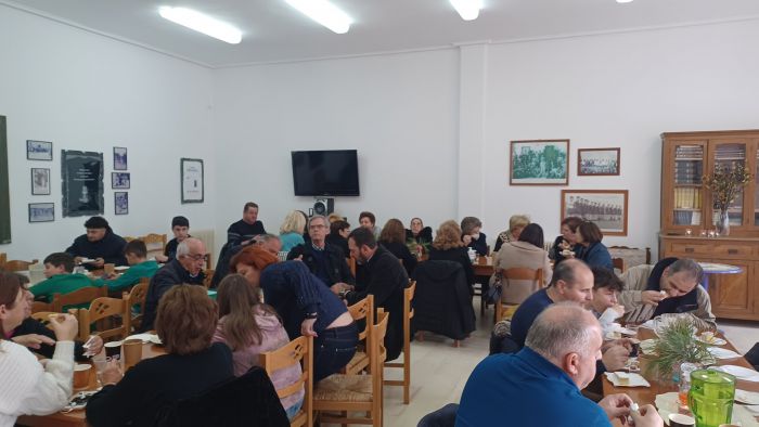 &Eta; &kappa;&omicron;&pi;ή &pi;ί&tau;&alpha;&sigmaf; &tau;&omicron;&upsilon; &Pi;&omicron;&lambda;&iota;&tau;&iota;&sigma;&tau;&iota;&kappa;&omicron;ύ &Sigma;&upsilon;&lambda;&lambda;ό&gamma;&omicron;&upsilon; &Mu;&alpha;&tau;&zeta;&alpha;&gamma;&rho;ά (&epsilon;&iota;&kappa;ό&nu;&epsilon;&sigmaf;)