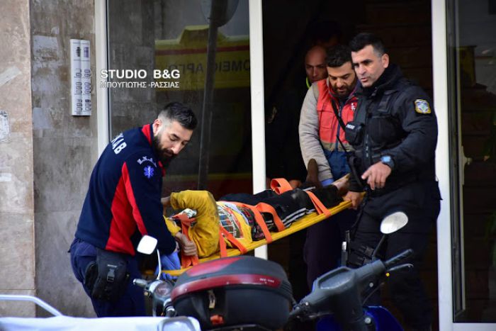 17χρονος έπεσε από τον τρίτο όροφο πολυκατοικίας στο Ναύπλιο (vd)