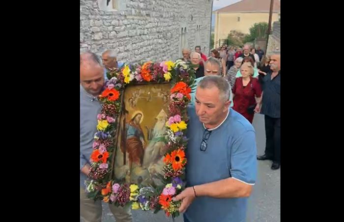 Κυριακή της Πεντηκοστής με λιτάνευση της Εικόνας στο Αγρίδι Γορτυνίας (vd)