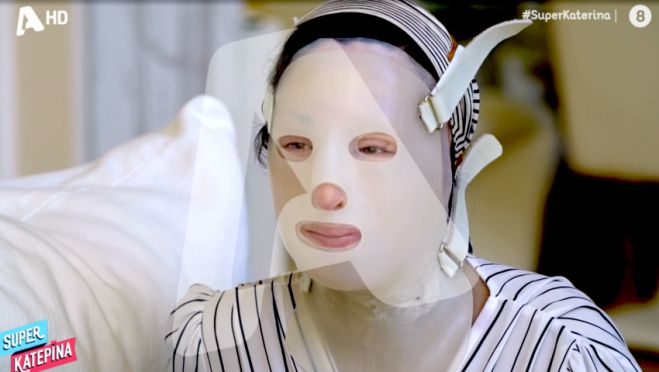 &Iota;&omega;ά&nu;&nu;&alpha; &Pi;&alpha;&lambda;&iota;&omicron;&sigma;&pi;ύ&rho;&omicron;&upsilon; | &Sigma;&upsilon;&gamma;&kappa;&lambda;&omicron;&nu;&iota;&sigma;&tau;&iota;&kappa;ή &eta; &pi;&rho;ώ&tau;&eta; &tau;&eta;&sigmaf; &tau;&eta;&lambda;&epsilon;&omicron;&pi;&tau;&iota;&kappa;ή &sigma;&upsilon;&nu;έ&nu;&tau;&epsilon;&upsilon;&xi;&eta; (vd)