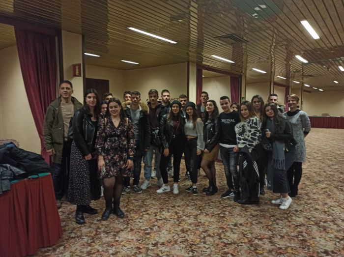 ΓΕΛ Τροπαίων | Ευχαριστήριο στο Ίδρυμα &quot;Ο Καλός Σαμαρείτης&quot; για τη χορηγία στο σχολείο!