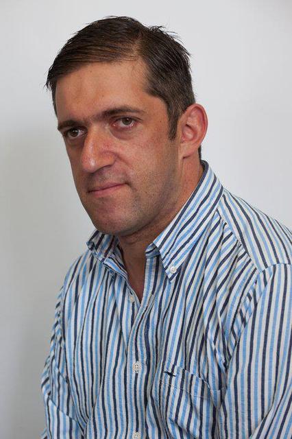 &Tau;&alpha; &sigma;&kappa;&omicron;&upsilon;&pi;ί&delta;&iota;&alpha;, &omicron;&iota; &sigma;&kappa;&omicron;&upsilon;&pi;&iota;&delta;&omicron;&lambda;ό&gamma;&omicron;&iota; &kappa;&alpha;&iota; &omicron; &sigma;&kappa;&omicron;&upsilon;&pi;&iota;&delta;&omicron;&pi;ό&lambda;&epsilon;&mu;&omicron;&sigmaf;