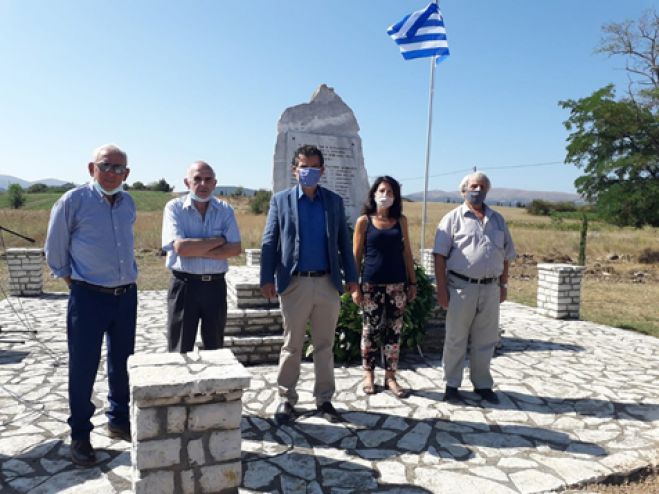 &Omicron; &Sigma;&Upsilon;&Rho;&Iota;&Zeta;&Alpha; &Delta;&upsilon;&tau;&iota;&kappa;&omicron;ύ &Tau;&omicron;&mu;έ&alpha; &Tau;&rho;ί&pi;&omicron;&lambda;&eta;&sigmaf; &tau;ί&mu;&eta;&sigma;&epsilon; &tau;&eta; &mu;&nu;ή&mu;&eta; &tau;&omega;&nu; &epsilon;&kappa;&tau;&epsilon;&lambda;&epsilon;&sigma;&theta;έ&nu;&tau;&omega;&nu; &alpha;&pi;ό &tau;&omicron;&upsilon;&sigmaf; &Nu;&alpha;&zeta;ί &sigma;&tau;&alpha; &Alpha;&lambda;ώ&nu;&iota;&alpha; &Alpha;&lambda;έ&alpha;&sigmaf;