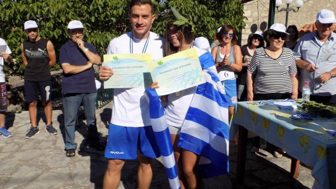 &Gamma;&omicron;&rho;&tau;&upsilon;&nu;ί&alpha; | Έ&tau;&rho;&epsilon;&xi;&alpha;&nu; &alpha;&gamma;ώ&nu;&alpha; &delta;&rho;ό&mu;&omicron;&upsilon; &sigma;&tau;&eta; &delta;&iota;&alpha;&delta;&rho;&omicron;&mu;ή "&Psi;ά&rho;&iota; &Eta;&rho;&alpha;ί&alpha;&sigmaf;-&Lambda;&upsilon;&kappa;&omicron;ύ&rho;&epsilon;&sigma;&eta;"! (&epsilon;&iota;&kappa;ό&nu;&epsilon;&sigmaf;)