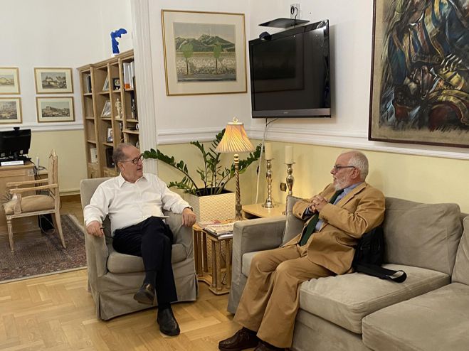&Sigma;&upsilon;&nu;έ&delta;&rho;&iota;&omicron; &sigma;&tau;&eta;&nu; &Tau;&rho;ί&pi;&omicron;&lambda;&eta; &gamma;&iota;&alpha; &tau;&iota;&sigmaf; &delta;&upsilon;&nu;&alpha;&tau;ό&tau;&eta;&tau;&epsilon;&sigmaf; &alpha;&nu;ά&pi;&tau;&upsilon;&xi;&eta;&sigmaf; &delta;&iota;&kappa;&tau;ύ&omicron;&upsilon; &pi;&alpha;&rho;&alpha;&gamma;&omega;&gamma;ή&sigmaf; &upsilon;&psi;&eta;&lambda;ή&sigmaf; &pi;&omicron;&iota;ό&tau;&eta;&tau;&alpha;&sigmaf; &mu;&epsilon;&tau;&alpha;&xi;&iota;&omicron;ύ &sigma;&tau;&eta;&nu; &nu;ό&tau;&iota;&alpha; &Pi;&epsilon;&lambda;&omicron;&pi;ό&nu;&nu;&eta;&sigma;&omicron;