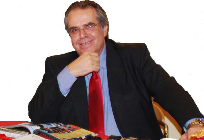 &Epsilon;&pi;&alpha;&nu;&epsilon;&kappa;&lambda;&omicron;&gamma;ή &Delta;&eta;&mu;ή&tau;&rho;&eta; &Pi;&omicron;&lambda;&lambda;ά&lambda;&eta; &sigma;&tau;&omicron; &Xi;&epsilon;&nu;&omicron;&delta;&omicron;&chi;&epsilon;&iota;&alpha;&kappa;ό &Epsilon;&pi;&iota;&mu;&epsilon;&lambda;&eta;&tau;ή&rho;&iota;&omicron; &Epsilon;&lambda;&lambda;ά&delta;&omicron;&sigmaf;